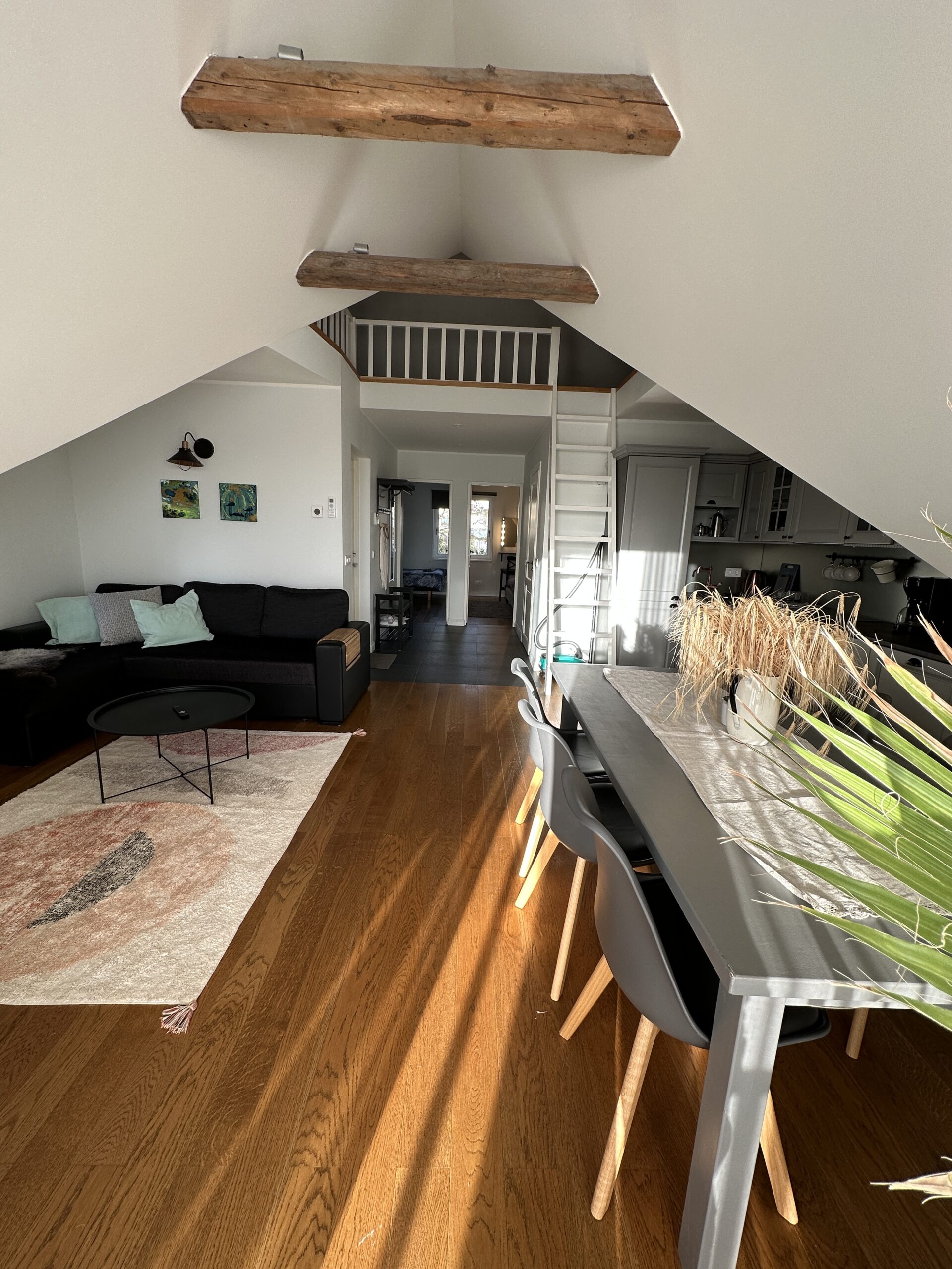 3 rooms – Elutuba 2
